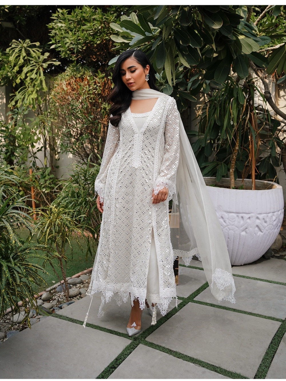 Sehrish Rehan Elegant White Embellished Women's Dress with Dupatta